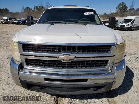 2007 Chevrolet Silverado 3500HD DRW Work Truck with VIN 1GCJC33K57F536458, listed as a Copart auction lot 46265465 with 211,752 mi miles and Salvage Title. Bid and sale history available at DreamBid. Image 5.