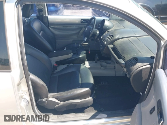 2001 Volkswagen Beetle GLX with VIN 3VWDC21CX1M414377, listed as a IAAI auction lot 42367043 with 78,353 mi miles and . Bid and sale history available at DreamBid. Image 5.