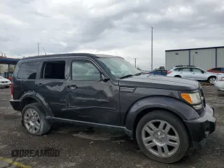 2011 Dodge Nitro Heat with VIN 1D4PT4GK7BW565837, listed as a Copart auction lot 55820625 with 139,988 mi miles and Salvage title. Bid and sale history available at DreamBid. Image 4.