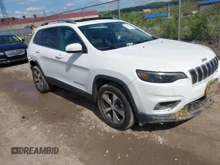 2021 Jeep Cherokee Limited z VIN 1C4PJMDN9MD126798, wystawiony jako IAAI lot #42216876 z przebiegiem 57 343 mil mil oraz . Historia ofert i sprzedaży dostępna na DreamBid. Obrazek 1.