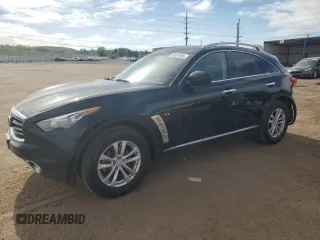 2015 Infiniti QX70 z VIN JN8CS1MW0FM482289, wystawiony jako Copart lot #56597955 z przebiegiem 123 227 mil mil oraz Szkoda całkowita • Salvage title. Historia ofert i sprzedaży dostępna na DreamBid. Obrazek 1.
