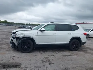 2018 Volkswagen Atlas 3.6L V6 SEL with VIN 1V2MR2CA9JC572206, listed as a IAAI auction lot 41995114 with 64,324 mi miles. Bid and sale history available at carsss.com. Image 14.
