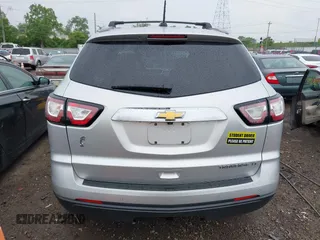 2016 Chevrolet Traverse LT z VIN 1GNKRHKDXGJ115343, wystawiony jako IAAI lot #42246084 z przebiegiem 148 021 mil mil oraz . Historia ofert i sprzedaży dostępna na DreamBid. Obrazek 16.