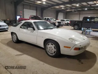 1990 Porsche 928 z VIN WP0JB2924LS860099, wystawiony jako Copart lot #46732305 z przebiegiem 85 892 mil mil oraz Tytuł czysty. Historia ofert i sprzedaży dostępna na DreamBid. Obrazek 4.