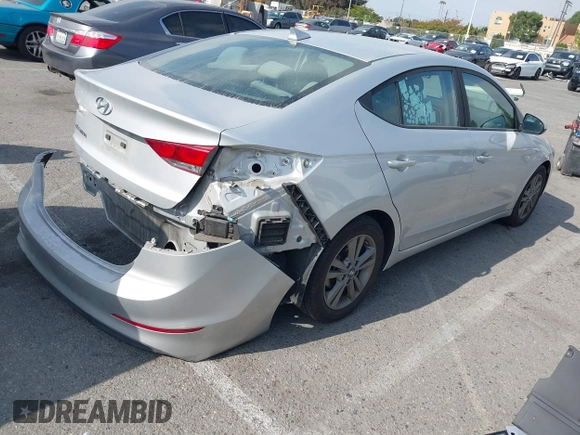 2018 Hyundai Elantra SEL z VIN 5NPD84LFXJH305253, wystawiony jako IAAI lot #42078772 z przebiegiem 122 065 mil mil oraz . Historia ofert i sprzedaży dostępna na DreamBid. Obrazek 4.