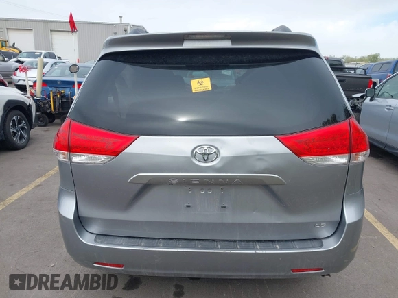 2011 Toyota Sienna LE AAS with VIN 5TDKK3DC9BS018960, listed as a IAAI auction lot 42065855 with Not Provided miles and . Bid and sale history available at DreamBid. Image 17.