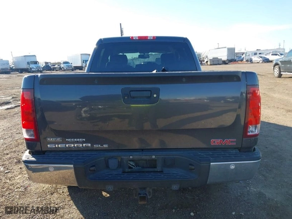 2011 GMC Sierra 1500 SLE with VIN 3GTP1VE03BG256407, listed as a IAAI auction lot 41318454 with 149,342 mi miles. Bid and sale history available at carsss.com. Image 16.