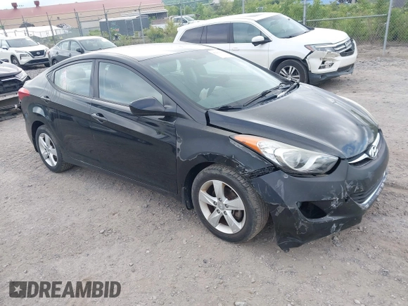 2013 Hyundai Elantra GLS z VIN 5NPDH4AE0DH330631, wystawiony jako IAAI lot #42263667 z przebiegiem 61 295 mil mil oraz . Historia ofert i sprzedaży dostępna na DreamBid. Obrazek 1.