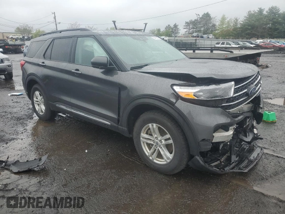2020 Ford Explorer XLT z VIN 1FMSK8DH8LGC55651, wystawiony jako Copart lot #55479575 z przebiegiem 93 939 mil mil oraz Szkoda całkowita • Salvage title. Historia ofert i sprzedaży dostępna na DreamBid. Obrazek 4.