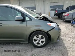 2019 Toyota Sienna LE Auto Access Seat with VIN 5TDKZ3DC8KS017634, listed as a Copart auction lot 52902315 with 109,184 mi miles and Salvage title. Bid and sale history available at DreamBid. Image 12.
