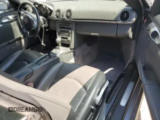 2006 Porsche Cayman S с VIN WP0AB29876U780678, выставлен на аукционе Copart как лот 60668895 с пробегом 144 117 миль миль и Чистый • Clean title. История ставок и продаж доступна на DreamBid. Изображение 8.