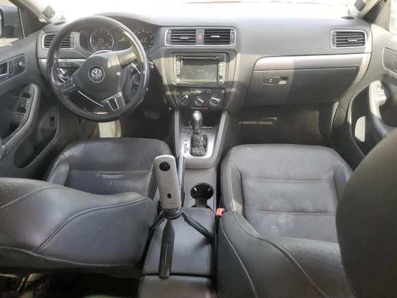 2013 Volkswagen Jetta Sedan TDI w/Premium with VIN 3VWLL7AJ9DM257467, listed as a Copart auction lot 49303315 with 168,001 mi miles and Clean Title. Bid and sale history available at carsss.com. Image 8.