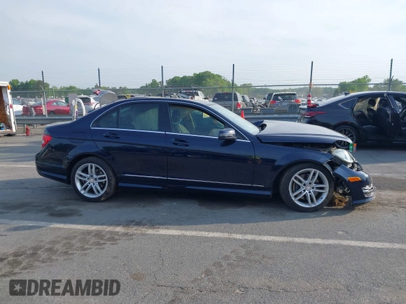 2014 Mercedes-Benz C 300 Sport with VIN WDDGF8AB1EA945171, listed as a IAAI auction lot 42089028 with 122,701 mi miles and . Bid and sale history available at DreamBid. Image 13.