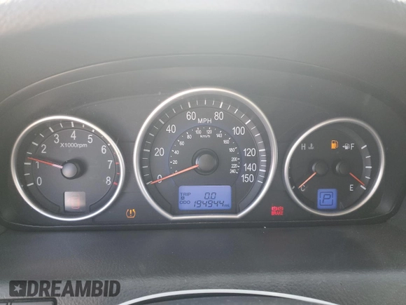 2012 Hyundai Veracruz Limited with VIN KM8NU4CC1CU200630, listed as a Copart auction lot 57304095 with 194,944 mi miles and Salvage title. Bid and sale history available at DreamBid. Image 9.