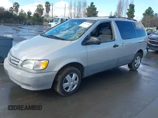 2002 Toyota Sienna CE with VIN 4T3ZF19C72U478049, listed as a IAAI auction lot 41677760 with 234,022 mi miles. Bid and sale history available at carsss.com. Image 2.