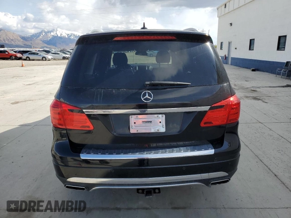 2013 Mercedes-Benz GL 450 z VIN 4JGDF7CE0DA251791, wystawiony jako Copart lot #51180575 z przebiegiem 175 989 mil mil oraz Szkoda całkowita • Salvage title. Historia ofert i sprzedaży dostępna na DreamBid. Obrazek 6.