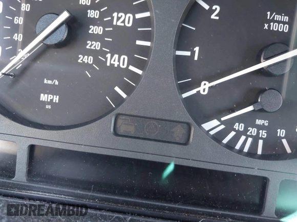 2003 BMW 5 Series 525i z VIN WBADT43403G032776, wystawiony jako IAAI lot #42142615 z przebiegiem Nie podano mil oraz . Historia ofert i sprzedaży dostępna na DreamBid. Obrazek 15.