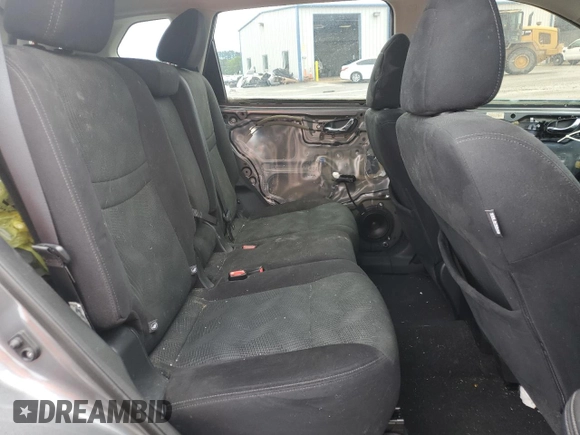 2016 Nissan Rogue SV z VIN 5N1AT2MM8GC740307, wystawiony jako Copart lot #55609835 z przebiegiem 64 882 mil mil oraz Czysty tytuł • Clean title. Historia ofert i sprzedaży dostępna na DreamBid. Obrazek 11.