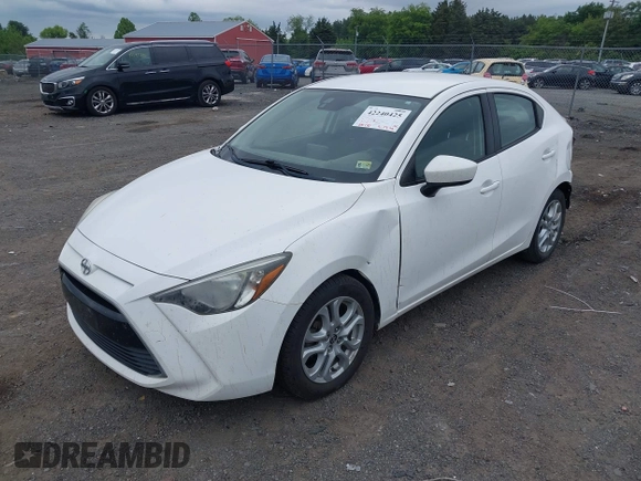 2016 Scion iA z VIN 3MYDLBZV6GY138680, wystawiony jako IAAI lot #42240425 z przebiegiem 100 191 mil mil oraz . Historia ofert i sprzedaży dostępna na DreamBid. Obrazek 17.