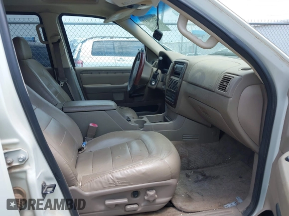 2004 Ford Explorer Limited with VIN 1FMZU75K74ZA13890, listed as a IAAI auction lot 42325042 with 202,776 mi miles and . Bid and sale history available at DreamBid. Image 5.