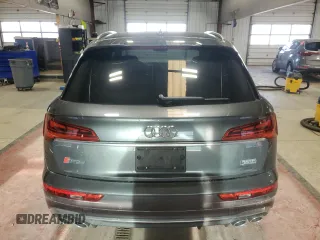 2021 Audi SQ5 Premium Plus with VIN WA1A4AFYXM2088832, listed as a Copart auction lot 79975924 with 3,984 mi miles and Salvage Title. Bid and sale history available at carsss.com. Image 6.