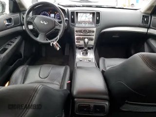 2015 Infiniti Q40 with VIN JN1CV6AR4FM521211, listed as a Copart auction lot 84142874 with 109,908 mi miles and Salvage Title. Bid and sale history available at carsss.com. Image 8.
