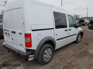 2013 Ford Transit Connect XLT with VIN NM0LS7BN7DT170642, listed as a IAAI auction lot 40926383 with 257,997 mi miles. Bid and sale history available at carsss.com. Image 4.