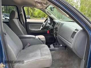2006 Dodge Dakota SLT with VIN 1D7HW48N76S544488, listed as a Copart auction lot 55617465 with 151,608 mi miles and Clean Title. Bid and sale history available at carsss.com. Image 5.
