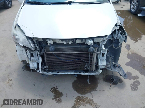 2013 Toyota Prius One z VIN JTDKN3DU1D1675316, wystawiony jako IAAI lot #42091871 z przebiegiem 200 723 mil mil oraz . Historia ofert i sprzedaży dostępna na DreamBid. Obrazek 6.