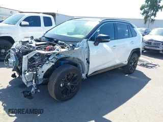 2024 Toyota RAV4 Hybrid XSE with VIN JTME6RFV3RD549984, listed as a IAAI auction lot 41861868 with 8,742 mi miles. Bid and sale history available at carsss.com. Image 18.