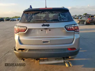 2020 Jeep Compass Altitude z VIN 3C4NJCBB7LT118041, wystawiony jako Copart lot #52822225 z przebiegiem 76 700 mil mil oraz Szkody całkowita. Historia ofert i sprzedaży dostępna na DreamBid. Obrazek 6.