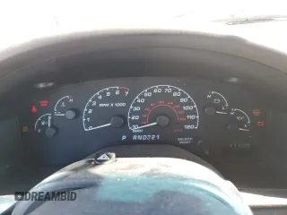 2002 Ford Explorer XLS z VIN 1FMZU72E62ZB39041, wystawiony jako Copart lot #63588165 z przebiegiem 277 220 mil mil oraz Szkoda całkowita • Salvage title. Historia ofert i sprzedaży dostępna na DreamBid. Obrazek 9.