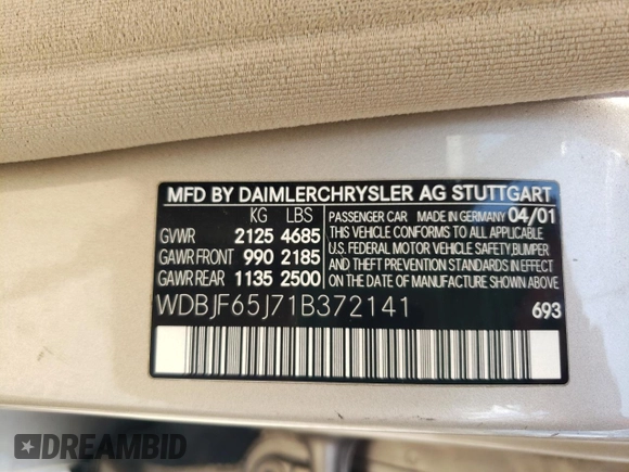 2001 Mercedes-Benz E 320 z VIN WDBJF65J71B372141, wystawiony jako Copart lot #61810695 z przebiegiem 211 131 mil mil oraz Czysty tytuł • Clean title. Historia ofert i sprzedaży dostępna na DreamBid. Obrazek 12.