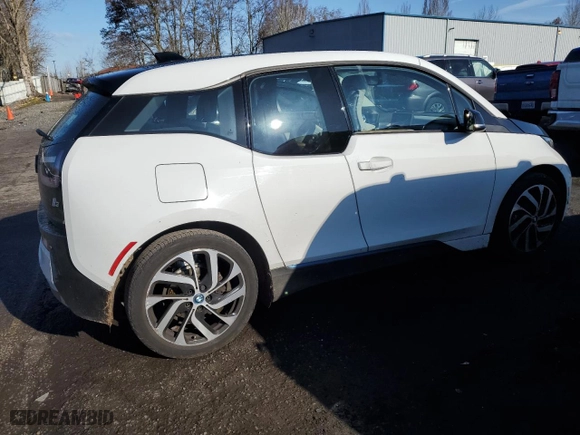 2017 BMW i3 with VIN WBY1Z6C37H7A39708, listed as a Copart auction lot 44430615 with 38,765 mi miles and Salvage Title. Bid and sale history available at carsss.com. Image 3.