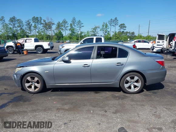 2008 BMW 5 Series 528i with VIN WBANU53598CT07043, listed as a IAAI auction lot 42030992 with 212,833 mi miles and . Bid and sale history available at carsss.com. Image 14.