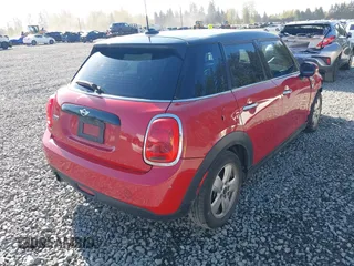 2015 MINI Hardtop 4 Door z VIN WMWXS5C59FT829635, wystawiony jako IAAI lot #42046985 z przebiegiem 171 731 mil mil oraz . Historia ofert i sprzedaży dostępna na DreamBid. Obrazek 4.