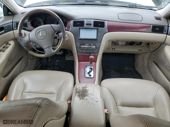 2003 Lexus ES 300 with VIN JTHBF30G330087143, listed as a Copart auction lot 45054935 with 204,917 mi miles and Clean Title. Bid and sale history available at carsss.com. Image 8.