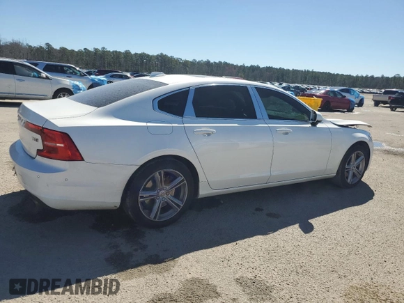 2018 Volvo S90 Momentum with VIN LVY982MK3JP024026, listed as a Copart auction lot 45590905 with 82,121 mi miles and Salvage Title. Bid and sale history available at carsss.com. Image 3.
