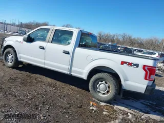 2015 Ford F-150 XLT w/HD Payload Pkg with VIN 1FTFW1EF8FFC07270, listed as a IAAI auction lot 41425948 with 194,107 mi miles. Bid and sale history available at carsss.com. Image 3.
