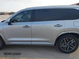 2024 Lexus TX 350 with VIN 5TDAAAA61RS000500, listed as a IAAI auction lot 41847514 with 7,952 mi miles and . Bid and sale history available at DreamBid. Image 14.