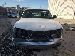2002 Chevrolet Silverado 1500 with VIN 1GCEC14X22Z211712, listed as a Copart auction lot 42213335 with 180,836 mi miles and Salvage Title. Bid and sale history available at carsss.com. Image 5.
