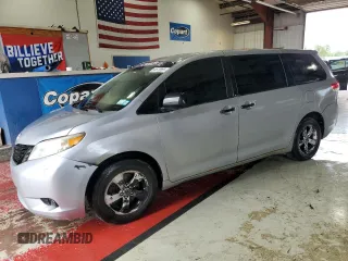 2011 Toyota Sienna with VIN 5TDZK3DC8BS077903, listed as a Copart auction lot 64673865 with 274,053 mi miles and Clean title. Bid and sale history available at DreamBid. Image 1.
