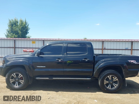 2006 Toyota Tacoma with VIN 5TELU42N26Z271569, listed as a IAAI auction lot 42671914 with 123,344 mi miles and . Bid and sale history available at DreamBid. Image 14.