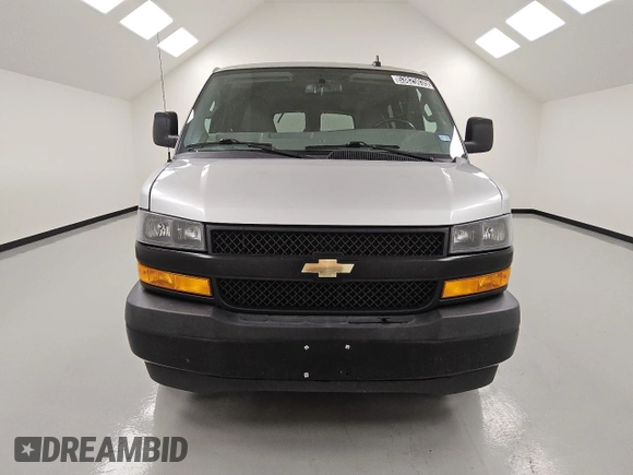 2020 Chevrolet Express Cargo Van with VIN 1GCWGAFG7L1242881, listed as a Copart auction lot 53825035 with 322,801 mi miles and Clean Title. Bid and sale history available at carsss.com. Image 5.
