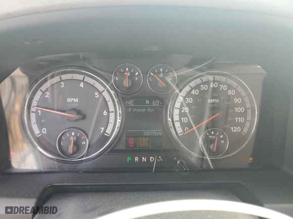 2010 Dodge Ram 1500 SLT with VIN 1D7RB1CT1AS196555, listed as a Copart auction lot 47580305 with 201,771 mi miles and Salvage Title. Bid and sale history available at carsss.com. Image 9.