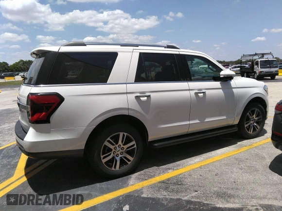2024 Ford Expedition Limited with VIN 1FMJU1K85REA10326, listed as a IAAI auction lot 42039369 with 2,006 mi miles. Bid and sale history available at carsss.com. Image 13.