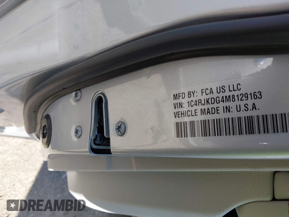 2021 Jeep Grand Cherokee Overland with VIN 1C4RJKDG4M8129163, listed as a IAAI auction lot 41475917 with 32,189 mi miles and . Bid and sale history available at DreamBid. Image 9.