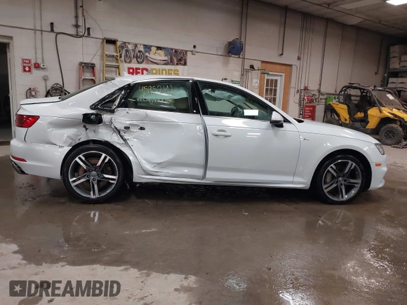 2017 Audi A4 Premium Plus z VIN WAUENAF45HN039427, wystawiony jako IAAI lot #41595241 z przebiegiem 64 605 mil mil oraz . Historia ofert i sprzedaży dostępna na DreamBid. Obrazek 13.