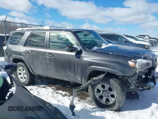 2018 Toyota 4Runner SR5 with VIN JTEBU5JR6J5536801, listed as a IAAI auction lot 41674894 with 136,859 mi miles and . Bid and sale history available at DreamBid. Image 14.