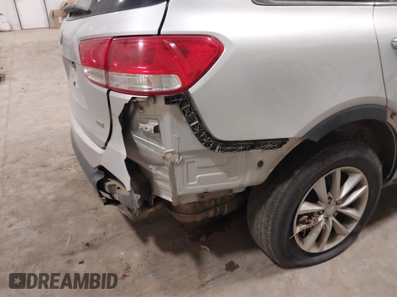 2016 Kia Sorento LX with VIN 5XYPGDA34GG024347, listed as a IAAI auction lot 41140143 with 248,793 mi miles and . Bid and sale history available at DreamBid. Image 20.